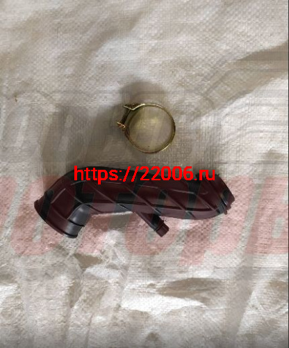 Патрубок фильтра (от карбюратора к фильтру) изогнутый двиг.4х такт. 50-80см3 Патрубок фильтра (от карбюратора к фильтру) изогнутый двиг.4х такт. 50-80см3